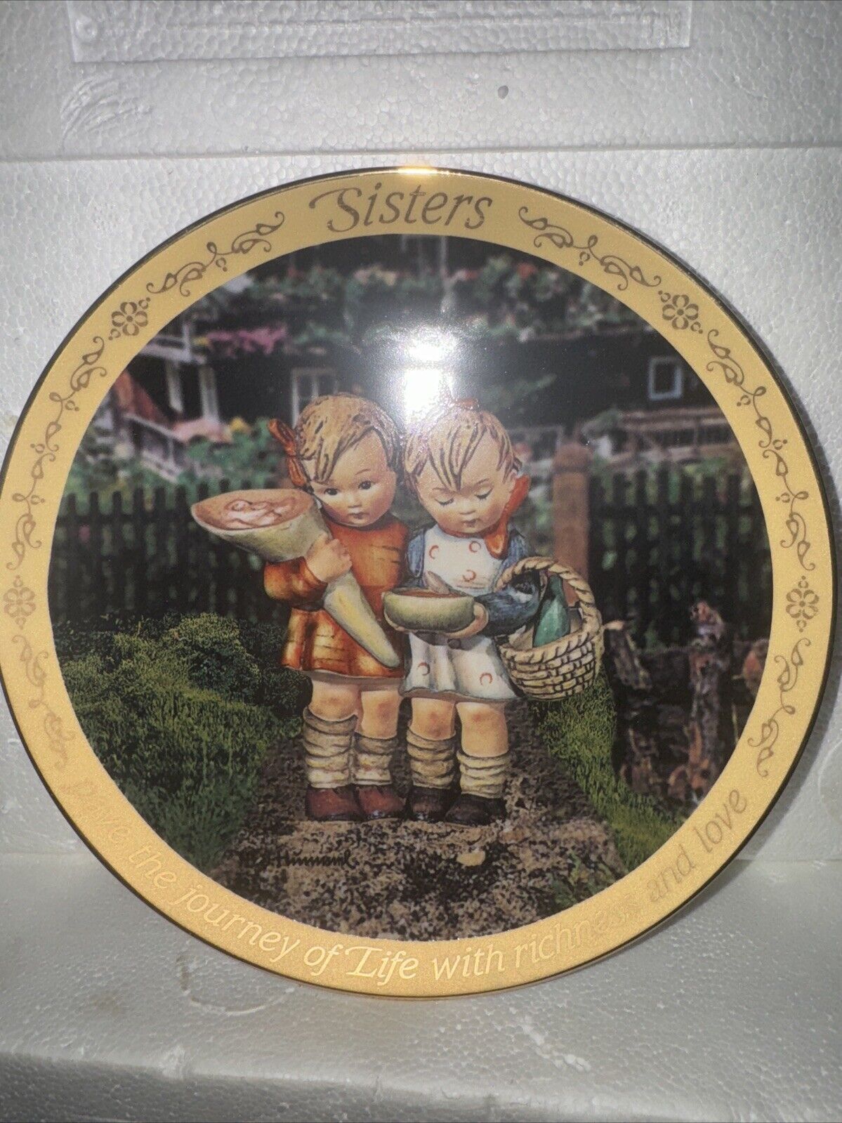 MJ. Hummel  Sisters Plate  Collection Danbury Mint Limited edition Serial #A1889