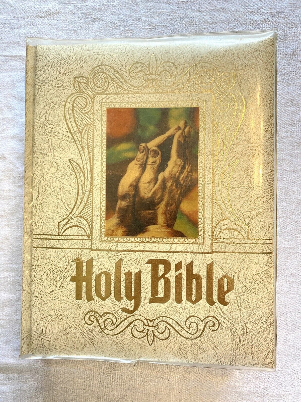 The Devotional Alphabetical Indexed Family Bible 1984 Red Lettered