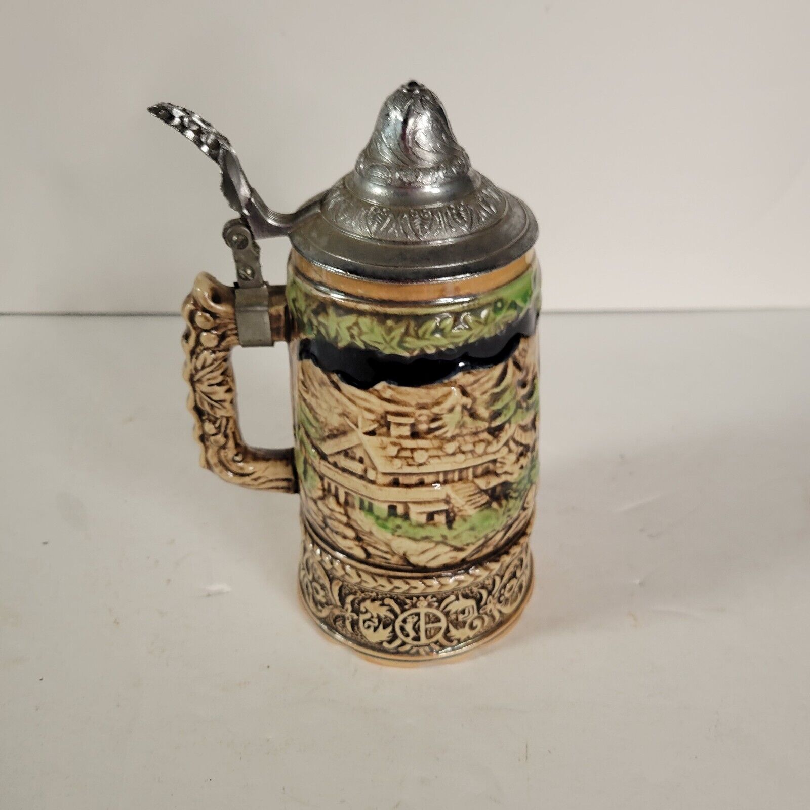 Vintage Toyo German Style Lidded Musical Ceramic Beer Stein In Good Condition 