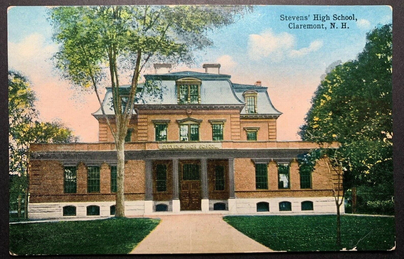 Postcard Claremont NH - Steven\'s High School