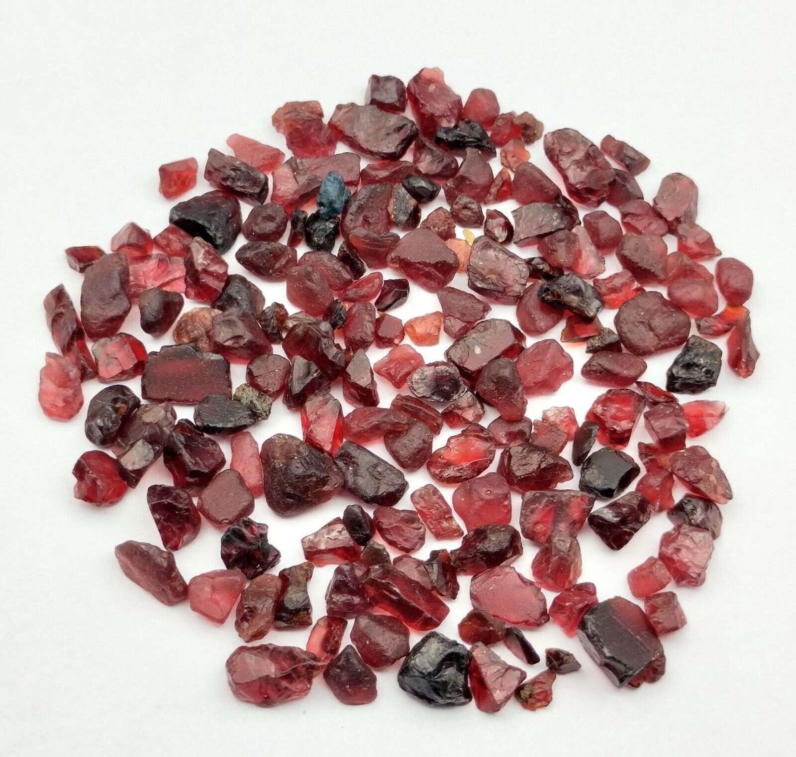 200 Carats Beautiful Rare Natural Rhodolite Garnet Crystals~ Africa