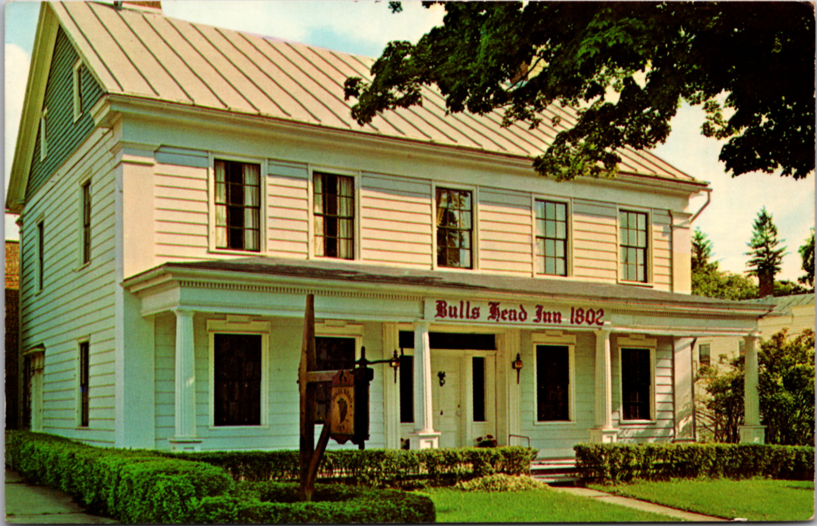 Bull\'s Head Inn, Cobleskill, New York, Vintage Postcard