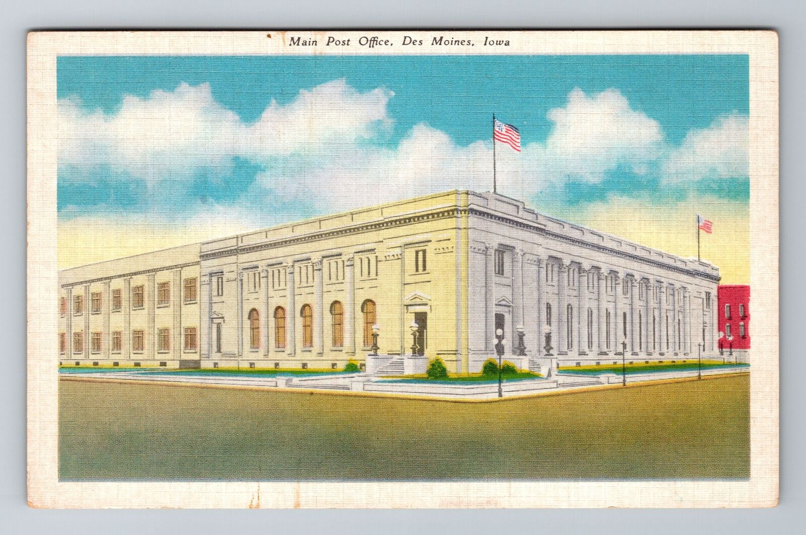 Des Moines IA-Iowa, Main Post Office, Antique, Vintage Souvenir Postcard