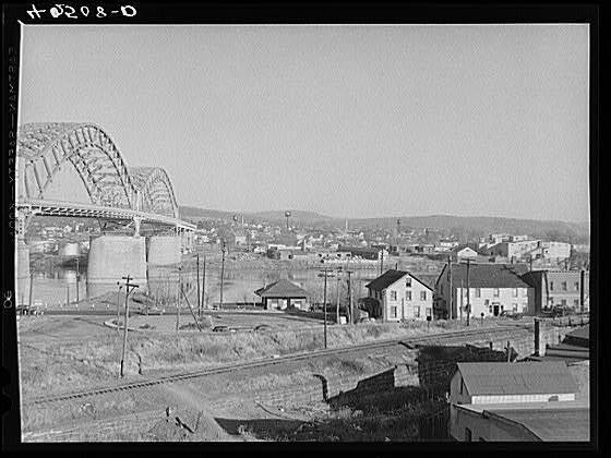 Bridge,Connecticut River,Middletown,CT,Middlesex County,November 1940,FSA