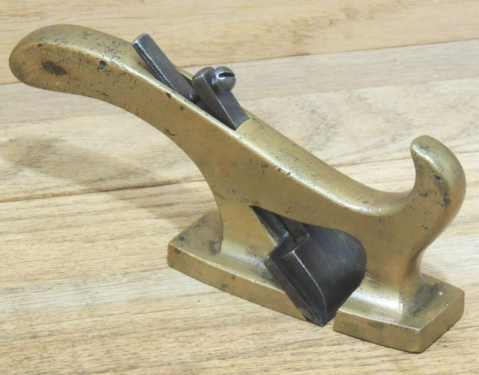 UNMARKED BRASS COACHMAKER’S TAIL HANDLED T RABBET PLANE-ANTIQUE HAND TOOL