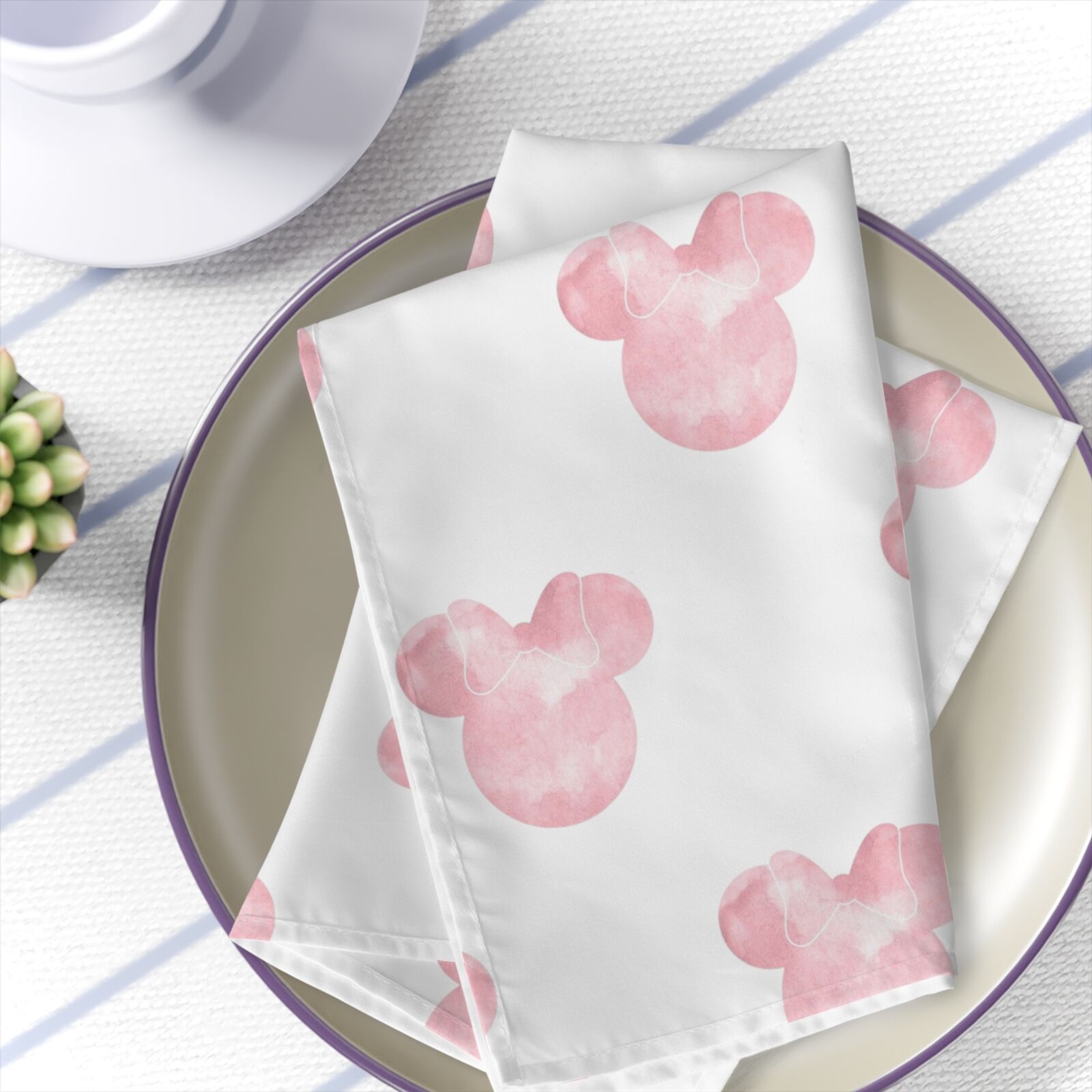 Customized Novelty Cloth Dinner Napkin set of 4 Pink Watercolor Mickey Mouse 