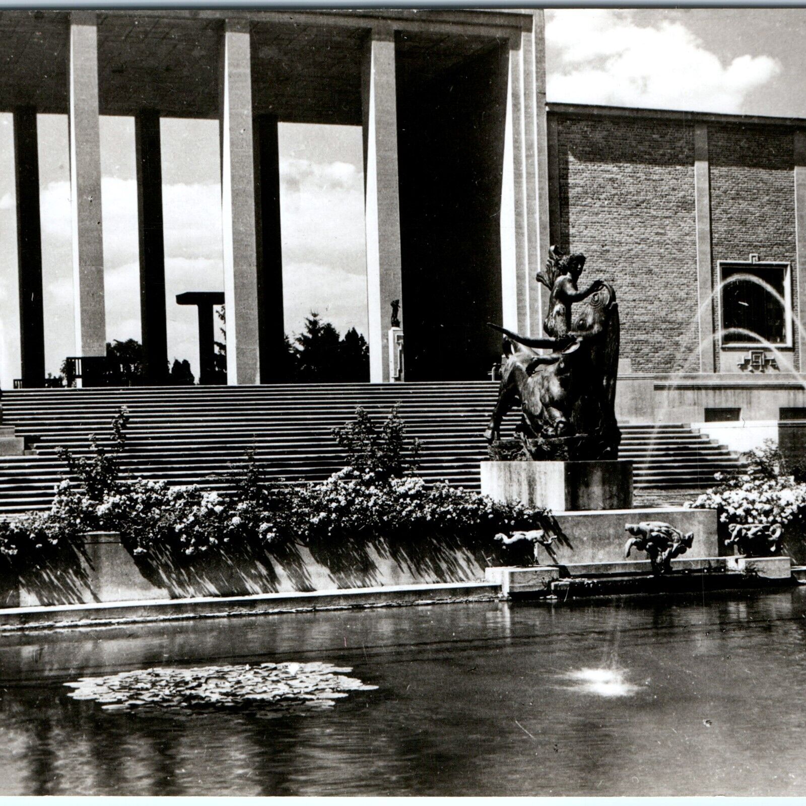 c1930s Bloomfield Hills, MI RPPC Cranbrook Academy Art Fountain Photo PC A101