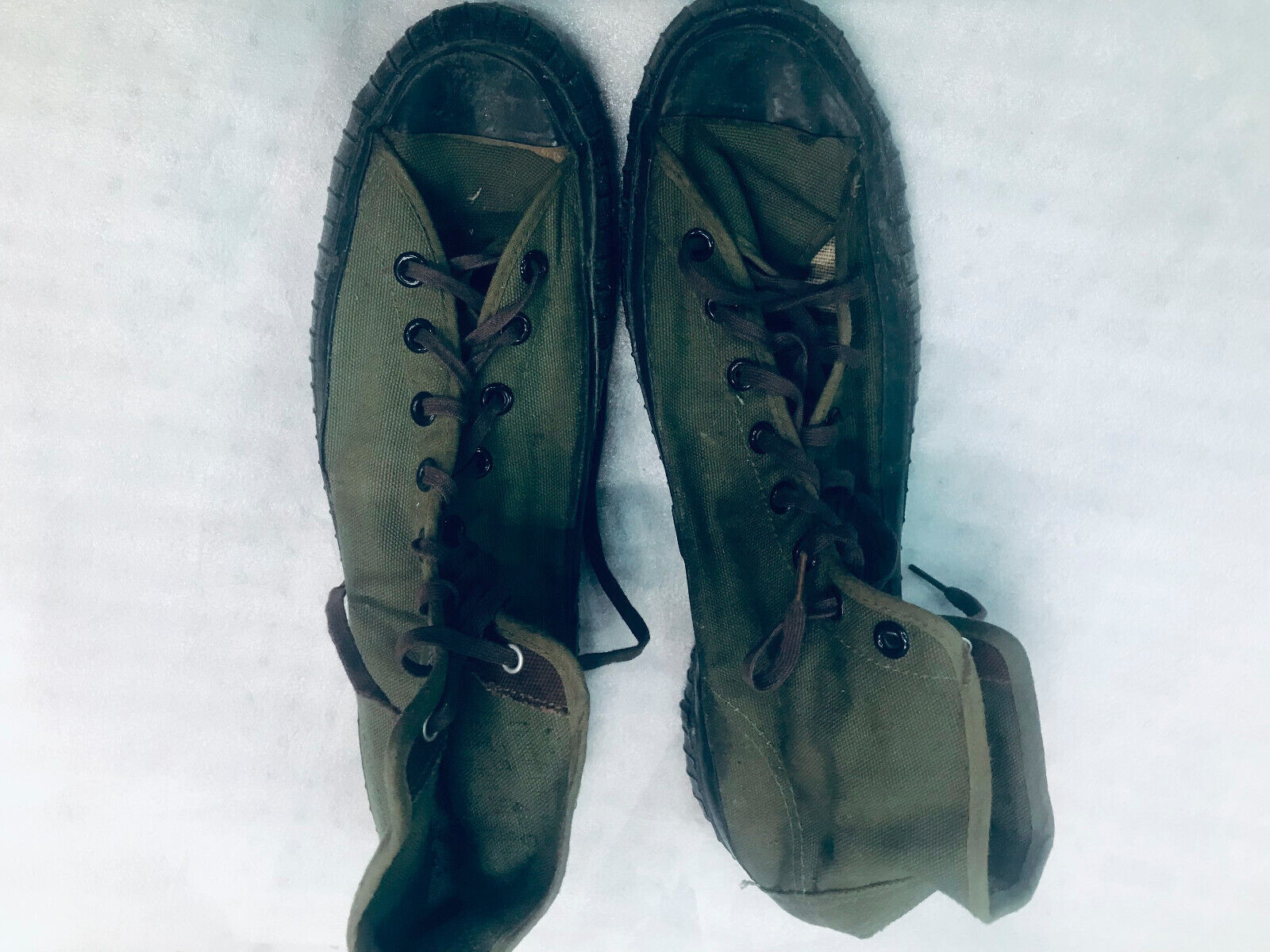 1940s WWII WW2 U.S. ARMY MILITARY ISSUE SNEAKERS TENNIS SHOES