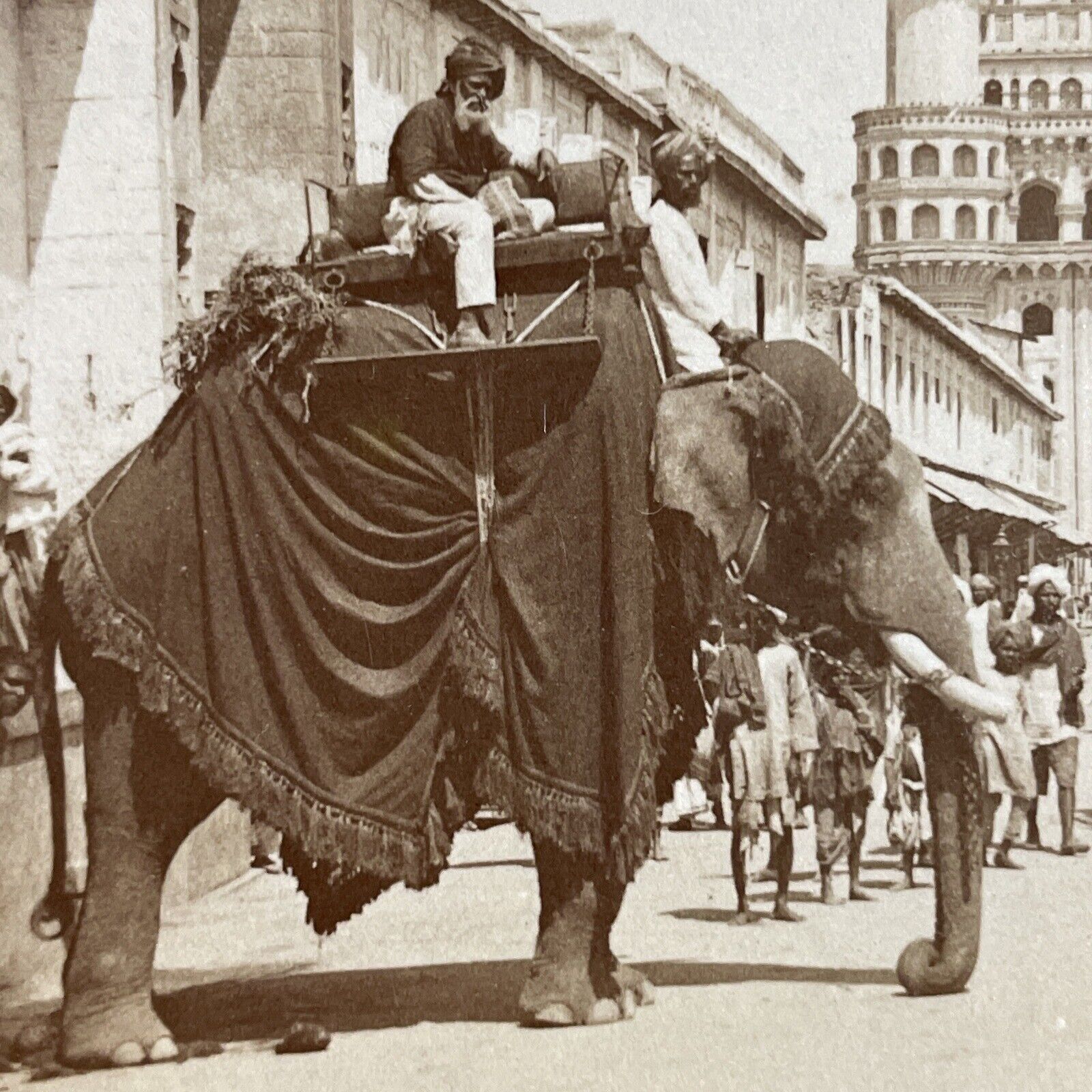 Antique 1903 Man Riding A Huge Elephant In India Stereoview Photo Card P5650