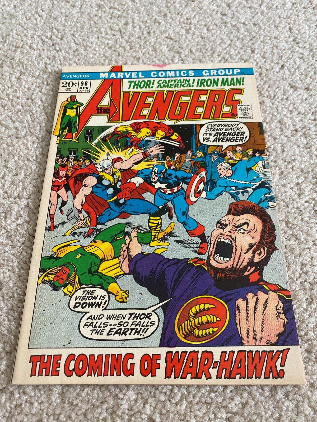 Avengers  98  NM-  9.2  High Grade  Iron Man  Captain America  Thor  Vision