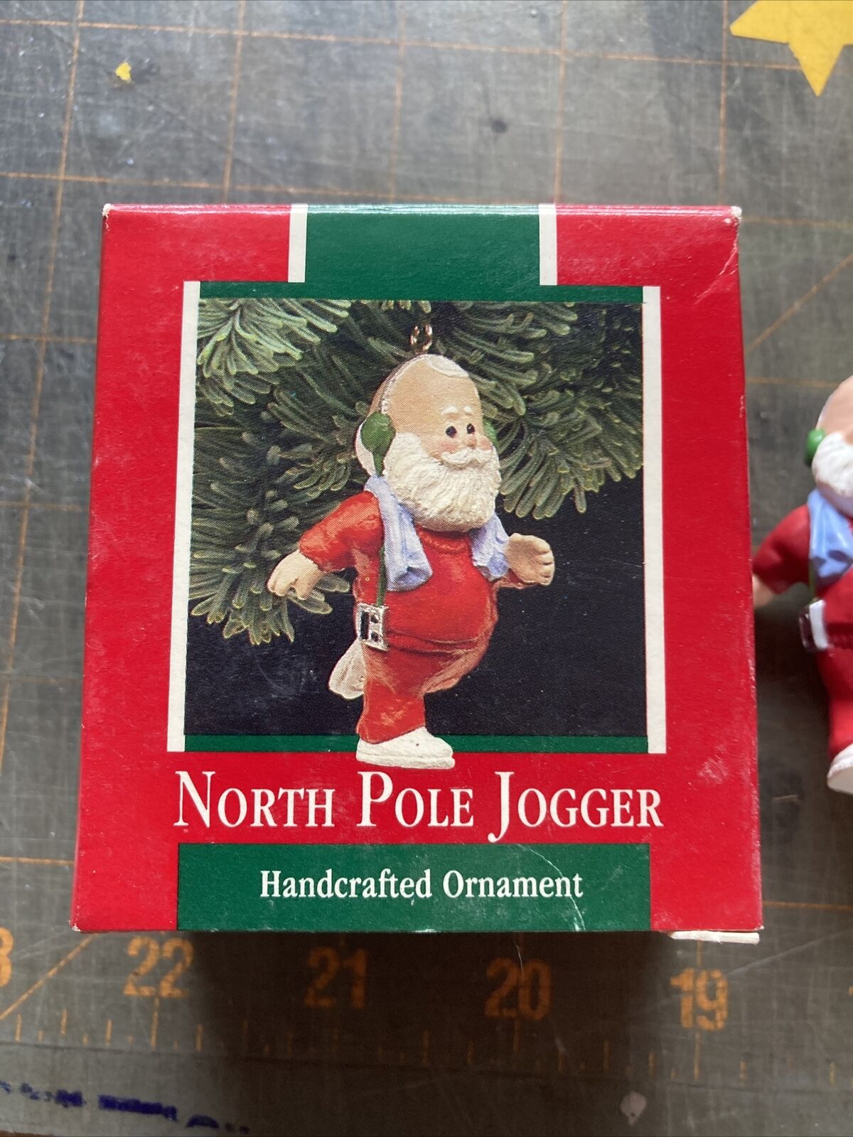 Hallmark Keepsake Christmas Ornament - Santa North Pole Jogger 1989 QX546-2 B16