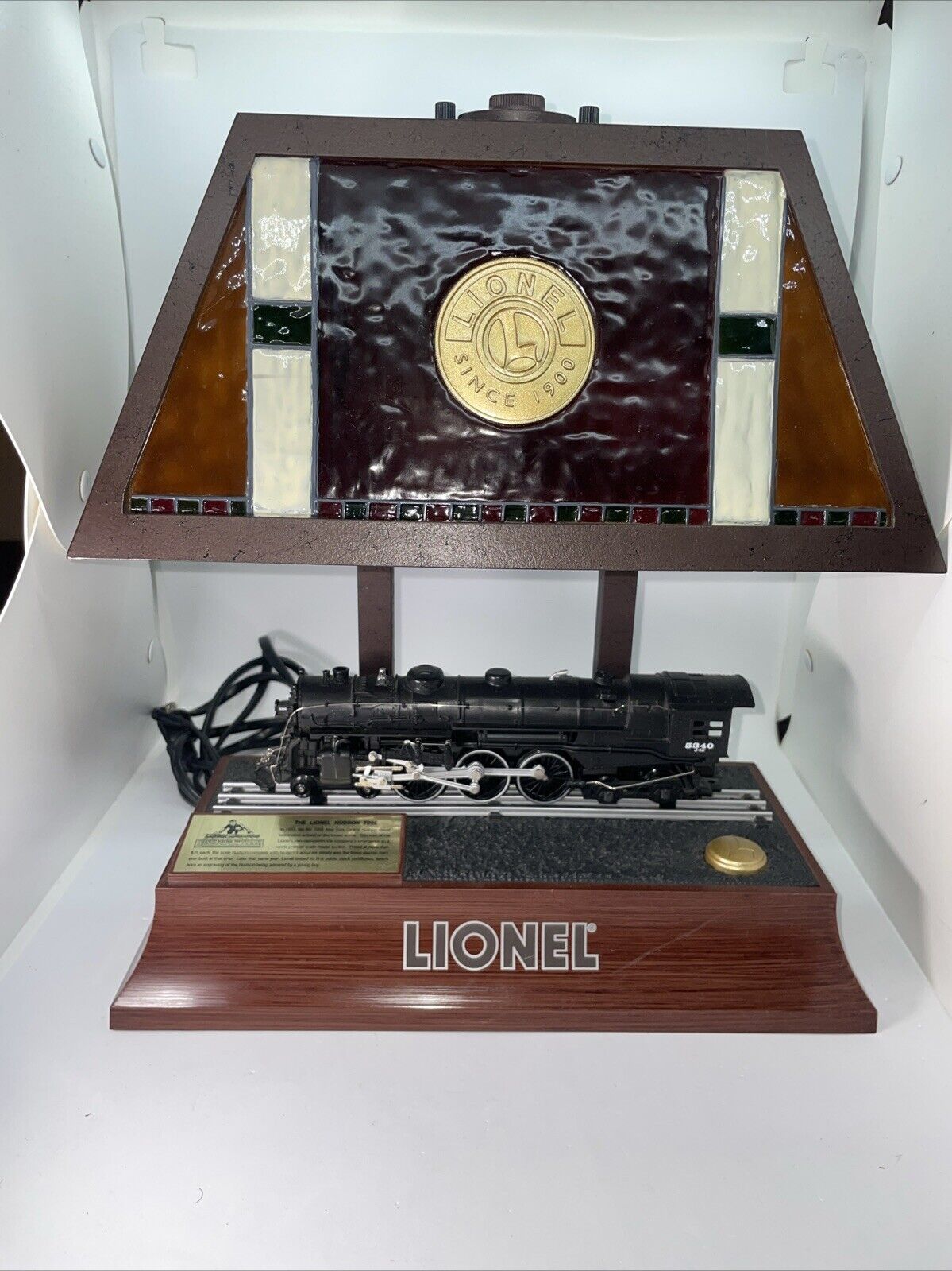 The Lionel Hudson 700E Animated Train Railroad Desk Lamp Lights & Sound WORKS