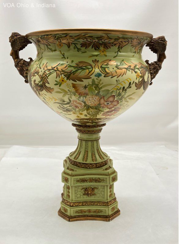 Modern Highly Decorative Ceramic Urn Or Jardiniere On A Resin ? Base 18\