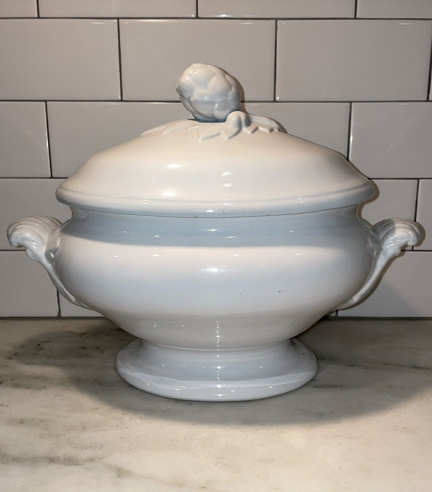 White Ironstone Antique Footed Tureen with Acorn Finial, Beautiful French Style