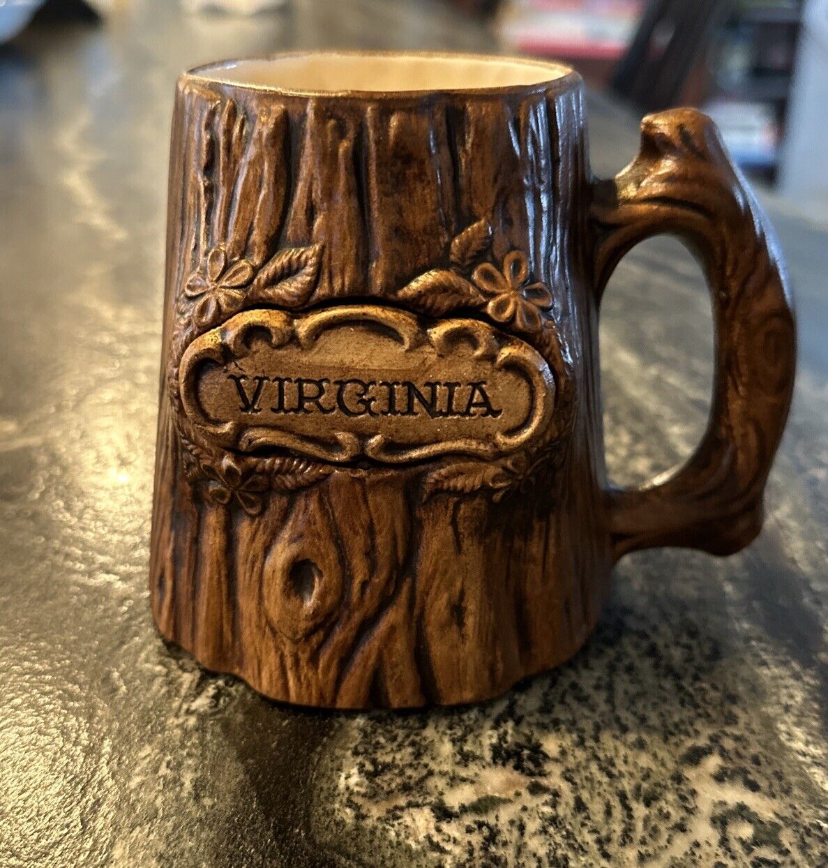1960’s Virginia Treasure Craft Tree Trunk Souvenir Mug