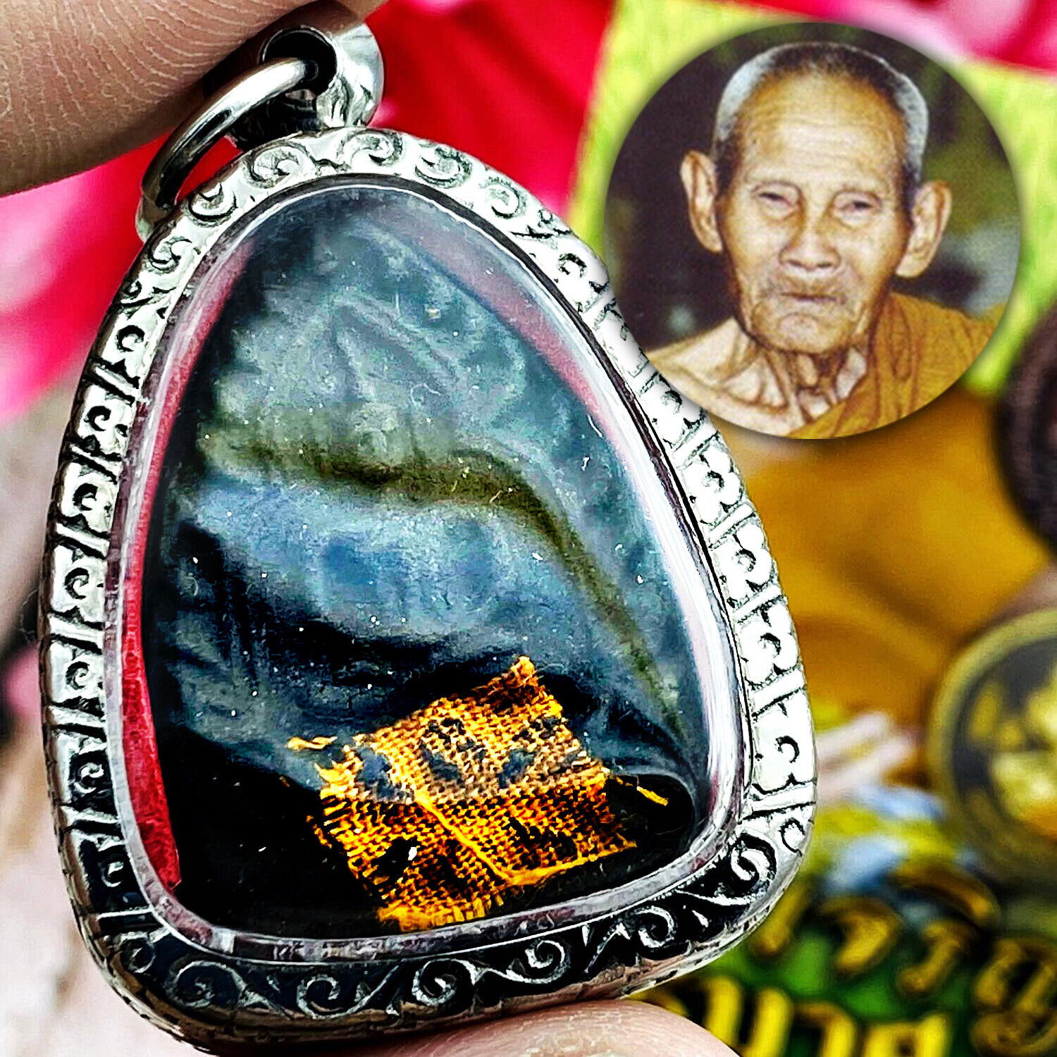 JaoSua Change Fortune Rich Became Millionaire Be2554 Lp Nong Thai Amulet #16969