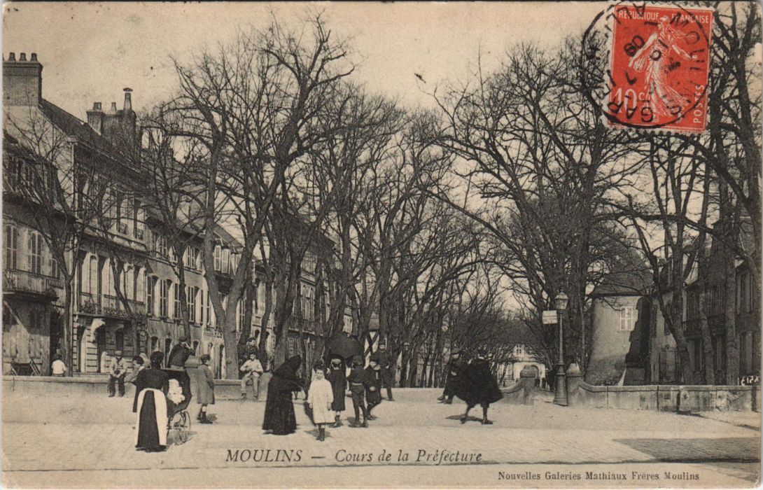 CPA Mills - Cours de la Prefecture (1062801)