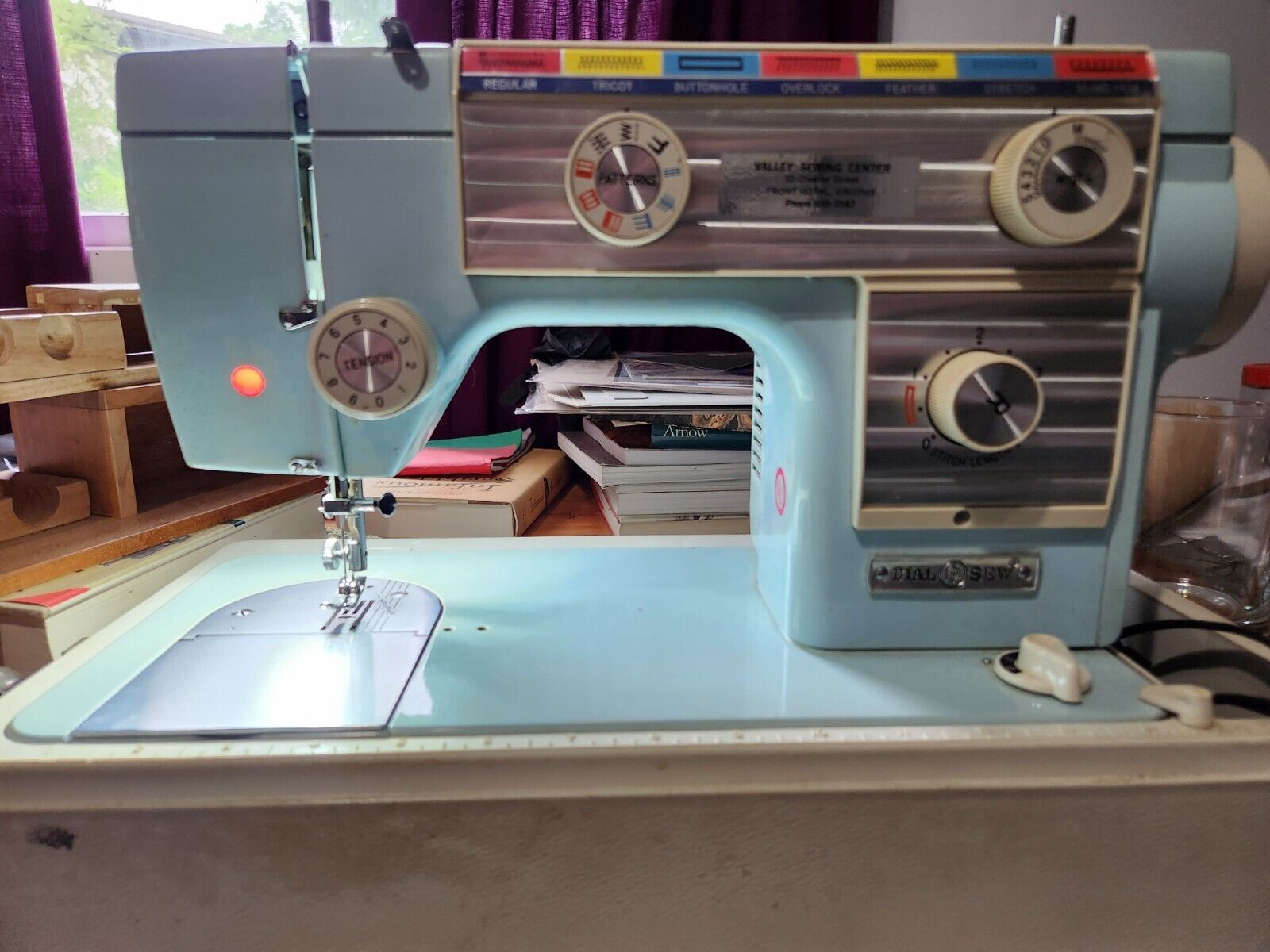 Vintage Janome Dial N Sew Machine 772  in Good Working Order