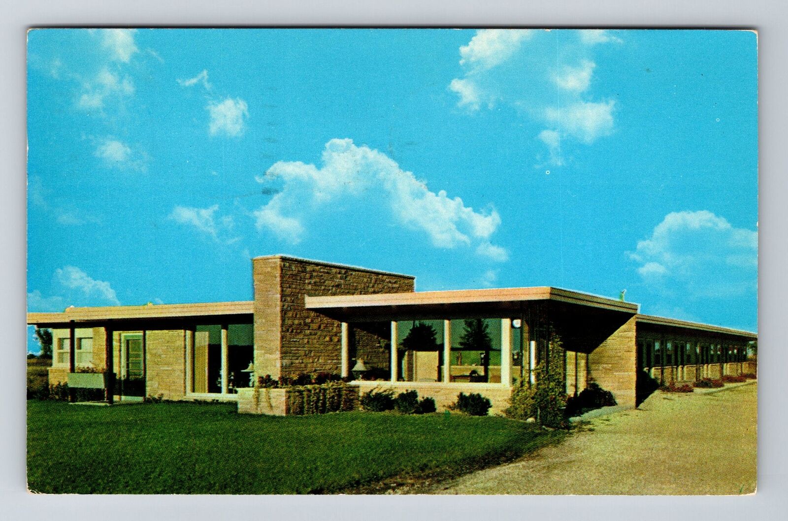 Sturtevant WI-Wisconsin, Merlene Motel, Exterior, Vintage Postcard