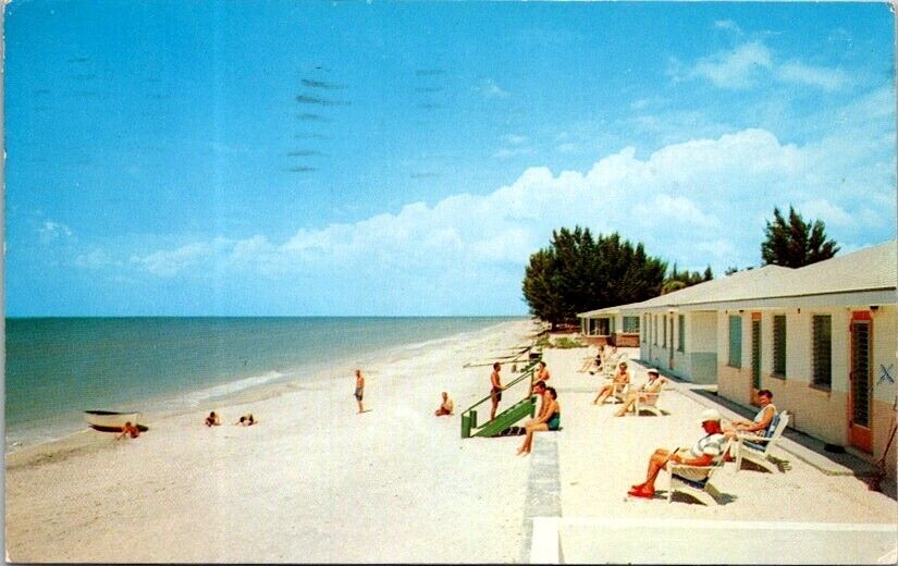 Postcard Comet Apartments on the Beach Indian Rocks Beach Florida 1956      6729