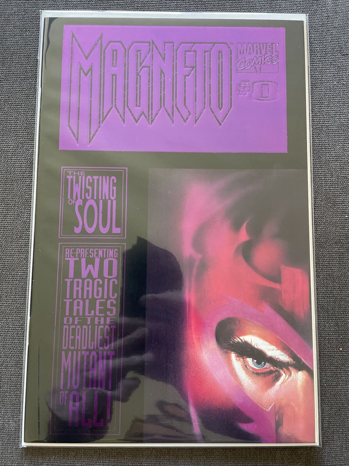 Marvel - MAGNETO #0 (Great Condition) bagged and boarded