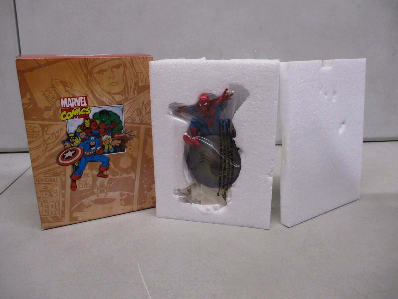 Westland Gifts Marvel Comics Spider-man Figure