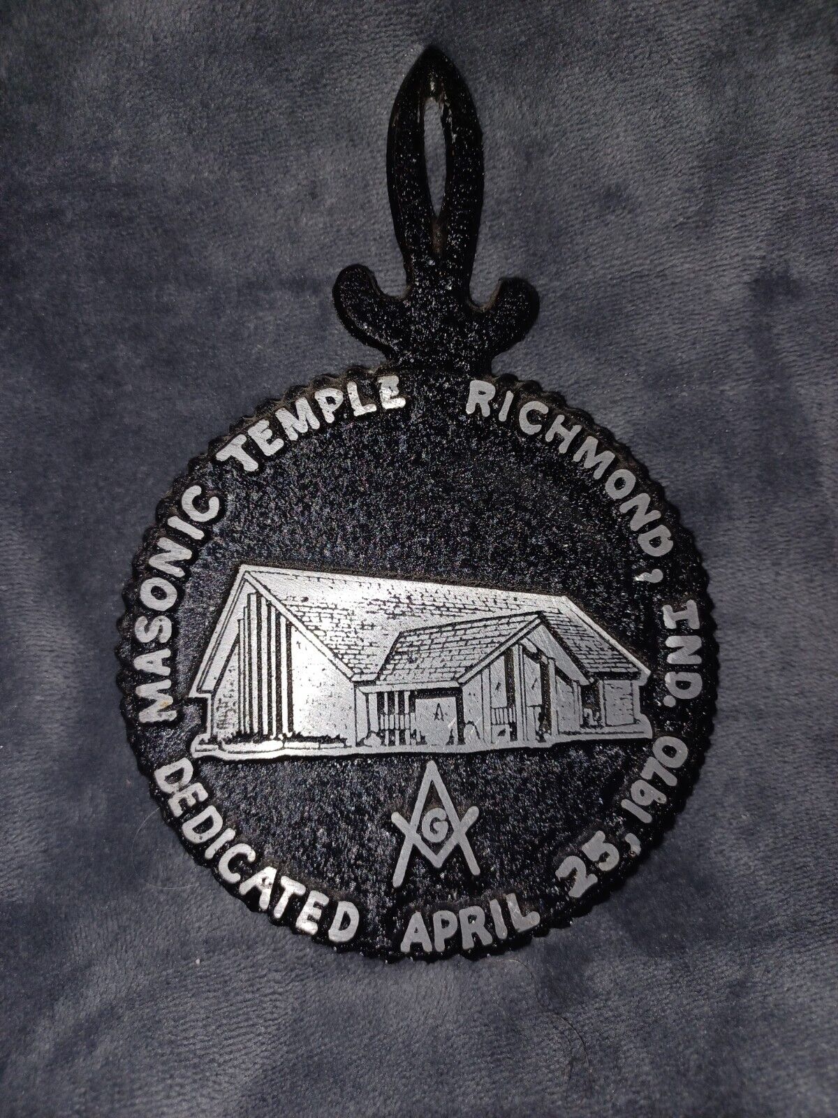 Masonic Temple Richmond Indiana Trevit Cast Iron Wall Hanger Vintage Freemason