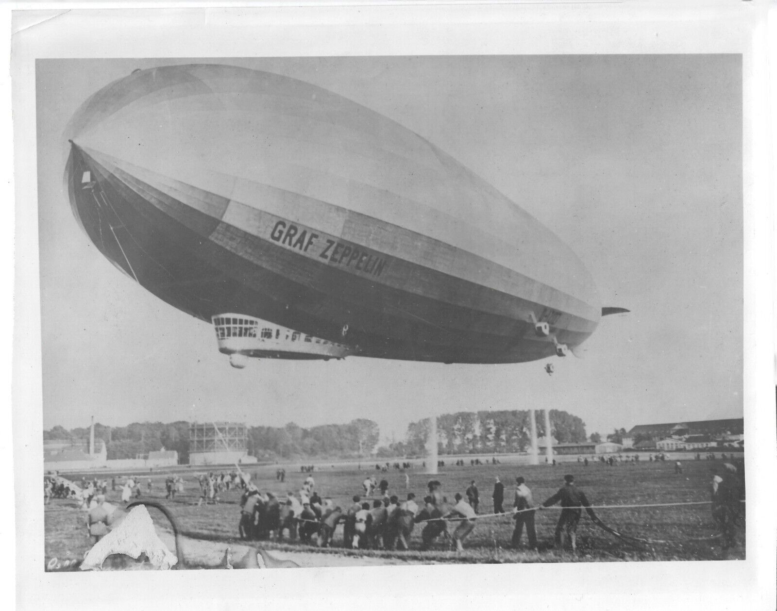 1920s/30s Early aviation photo LZ 127 Graf Zeppelin takeoff/landing dirigible