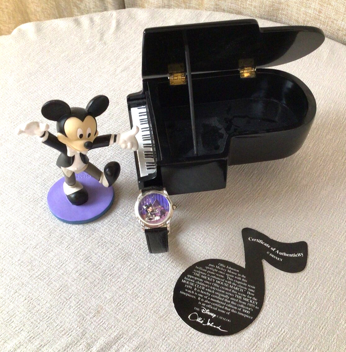 Mickey Mouse \'Fantasma\' Magic Piano Limited Edition Watch and Display #1376/3000