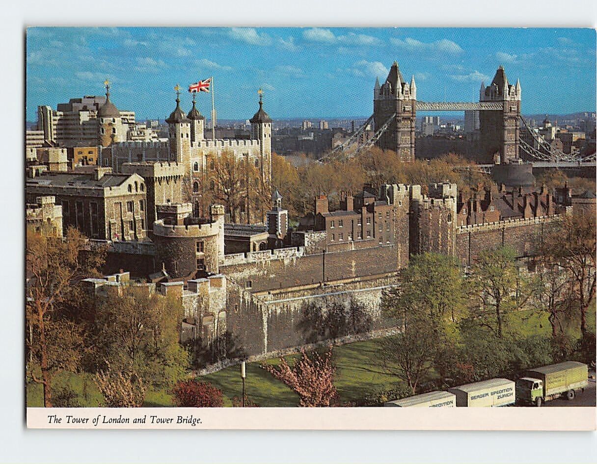 Postcard The Tower of London and Tower Bridge, London, England