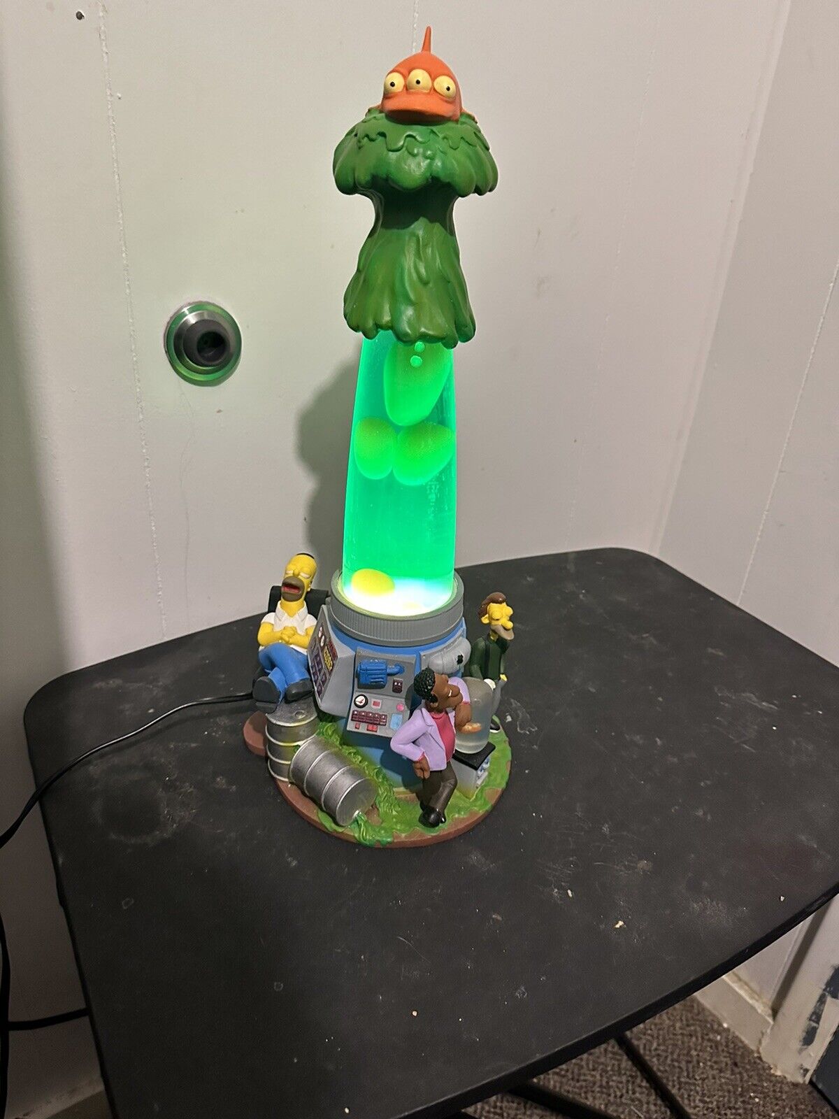 * NECA THE SIMPSONS MOTION LAMP LAVA 2003 HOMER LENNY AND CARL