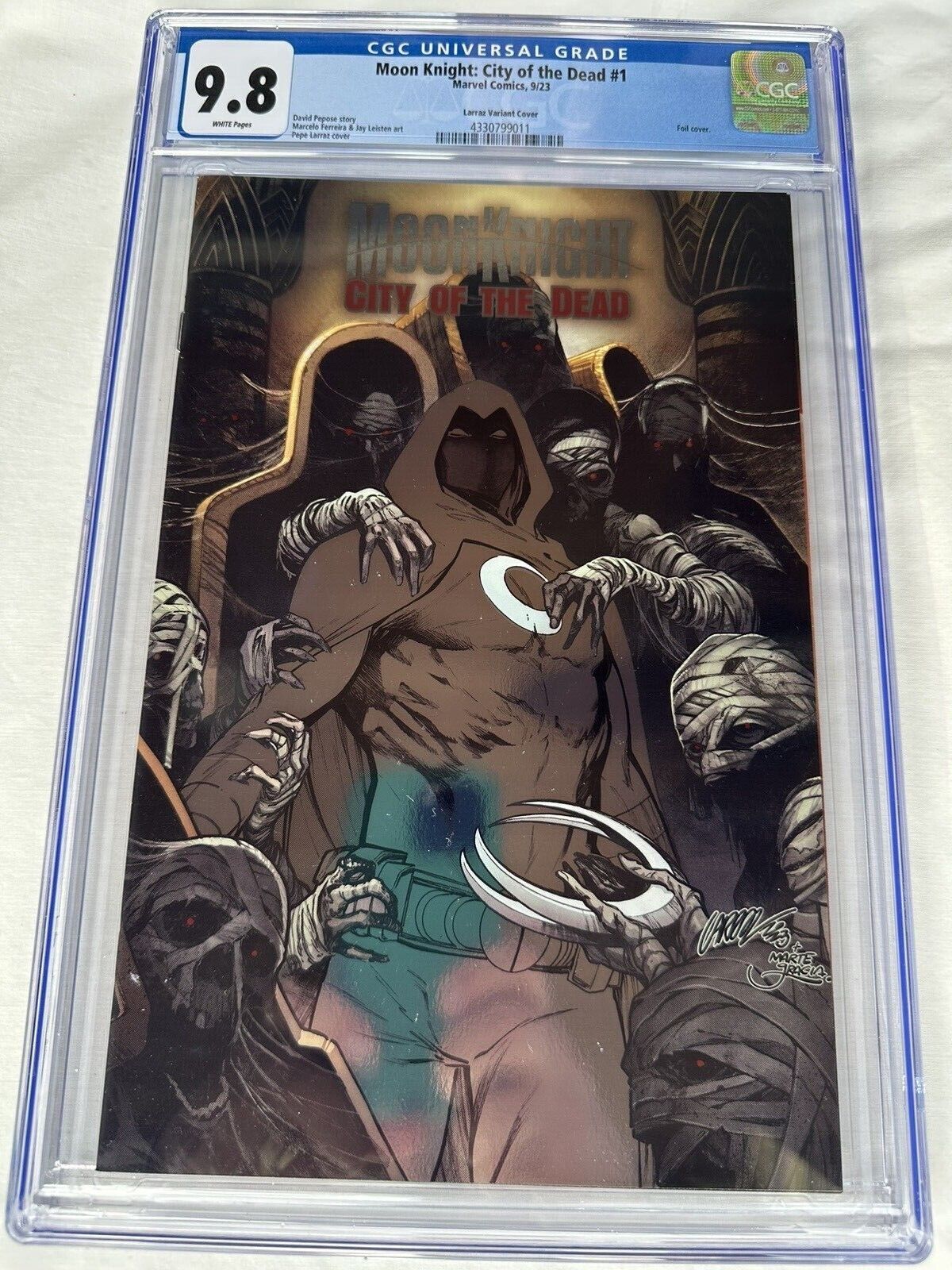 Moon Night City of the Dead #1 CGC 9.8 (09/2023) Pepe Larraz Foil Variant Cover