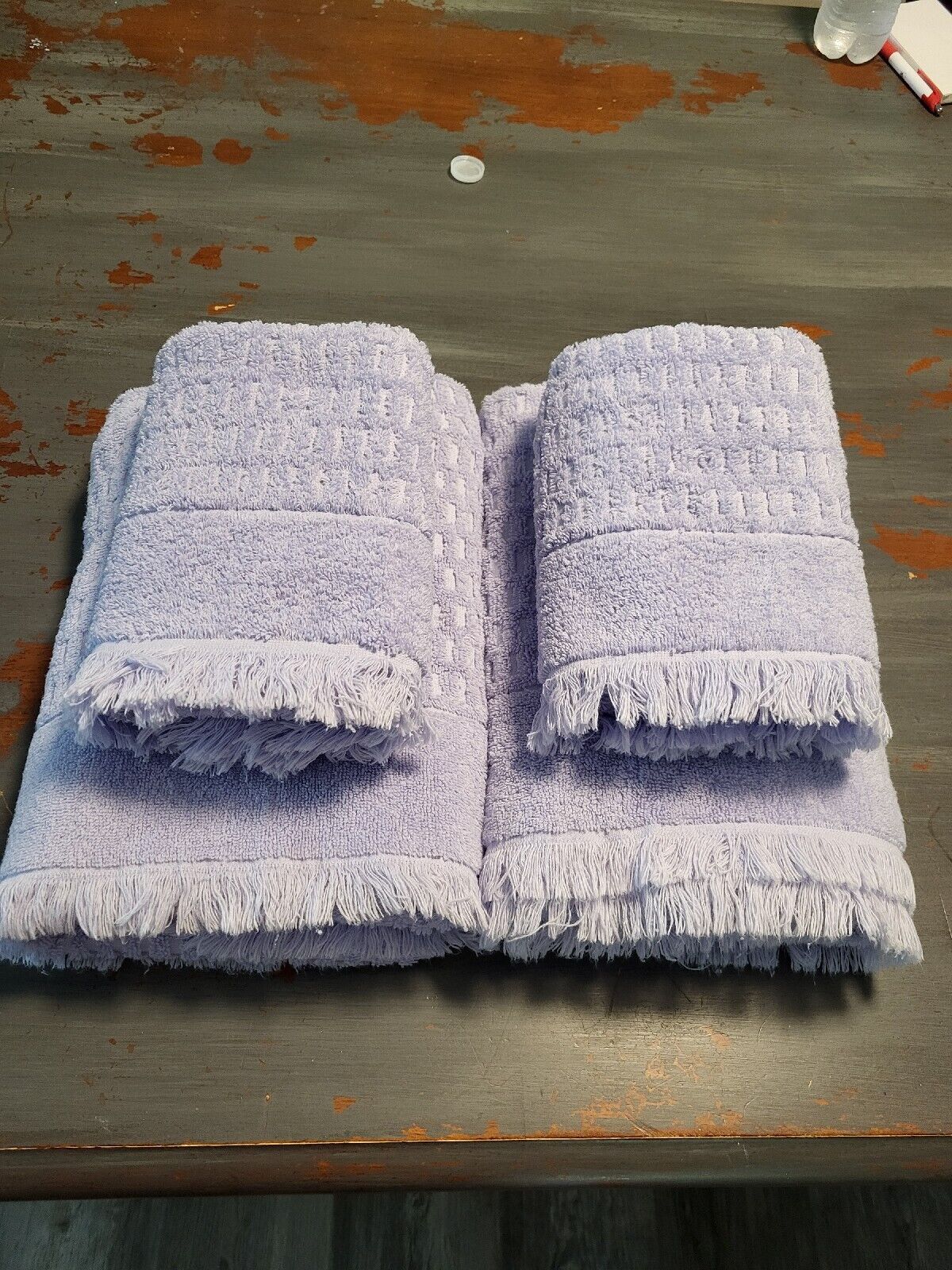 Vintage Fieldcrest  Purple 2 Bath 2 Hand towels w/ fringe 100% cotton