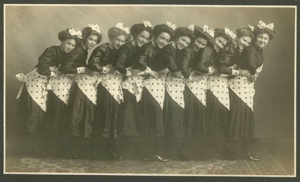 1909 Photo Attic Angels, Cast of The Cancelled Check Herbert Stothart U of Wisc