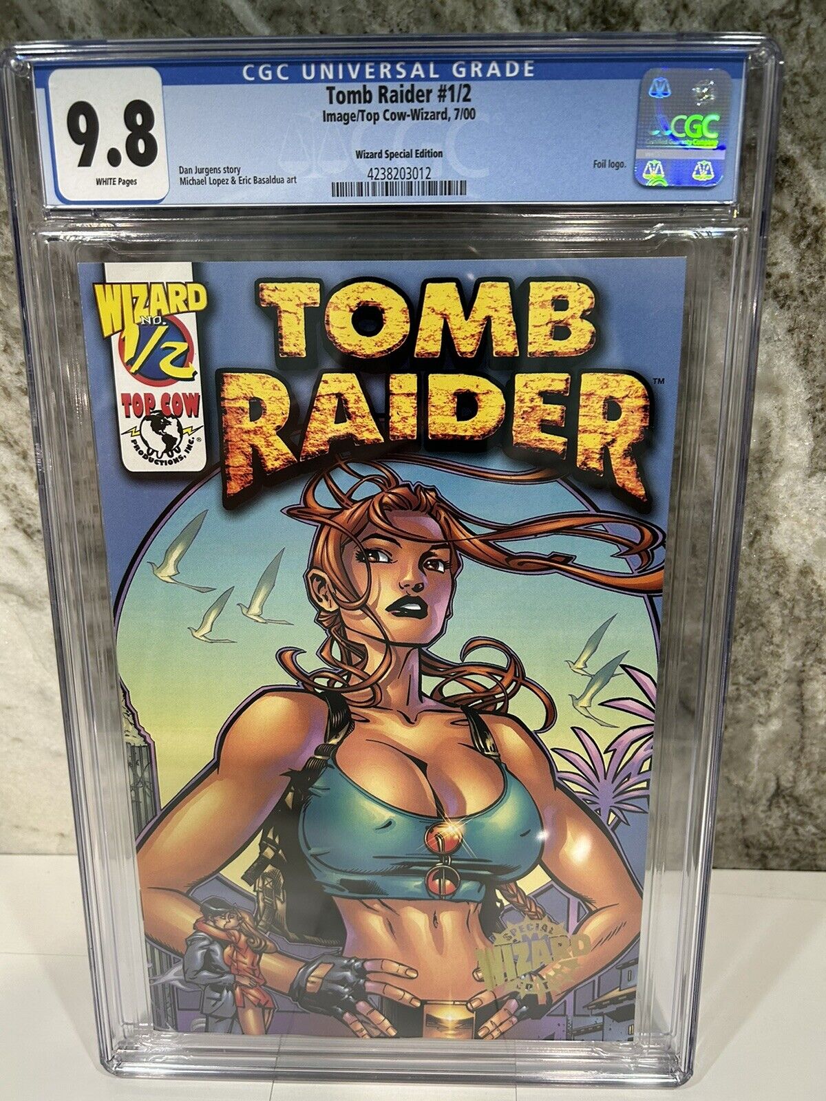 Tomb Raider Wizard 1/2 CGC Graded 9.8 white page Laura croft, special edition
