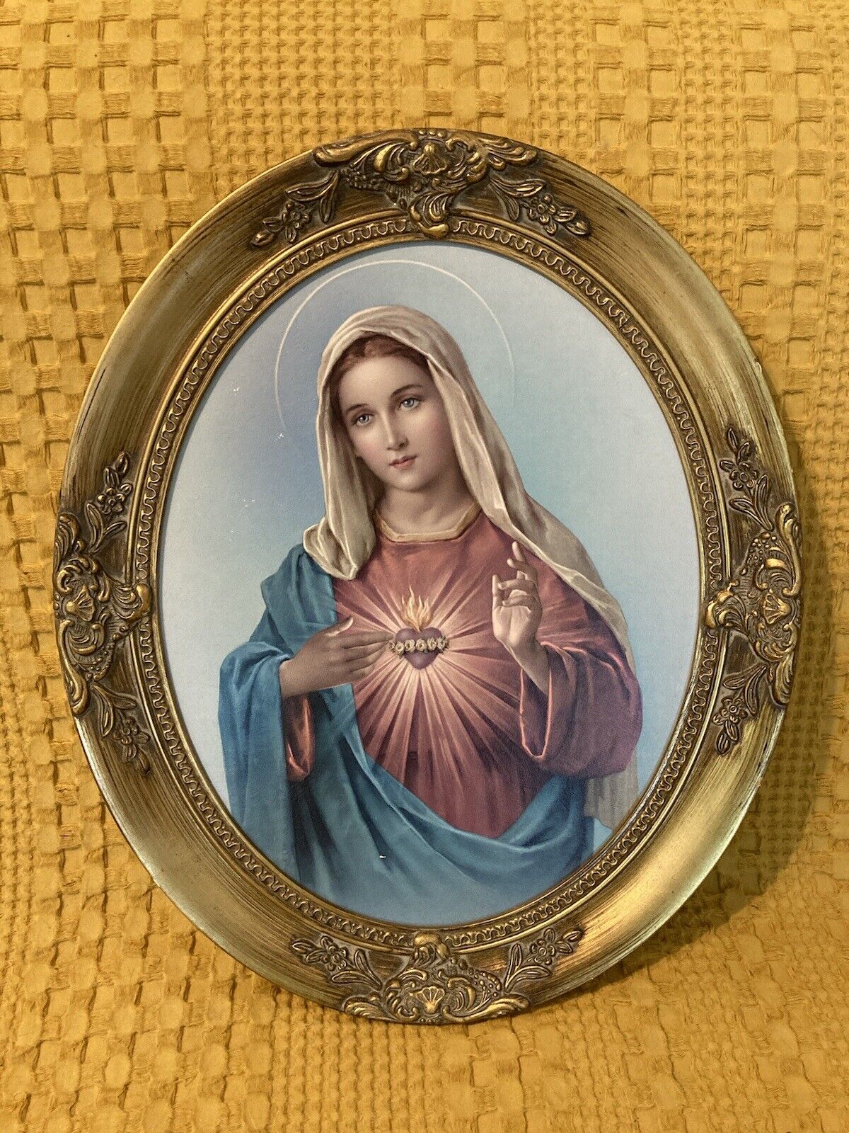 Vintage Sacred Heart Of Mary 17”x 14” In Ornate Oval Frame Virgin Mary