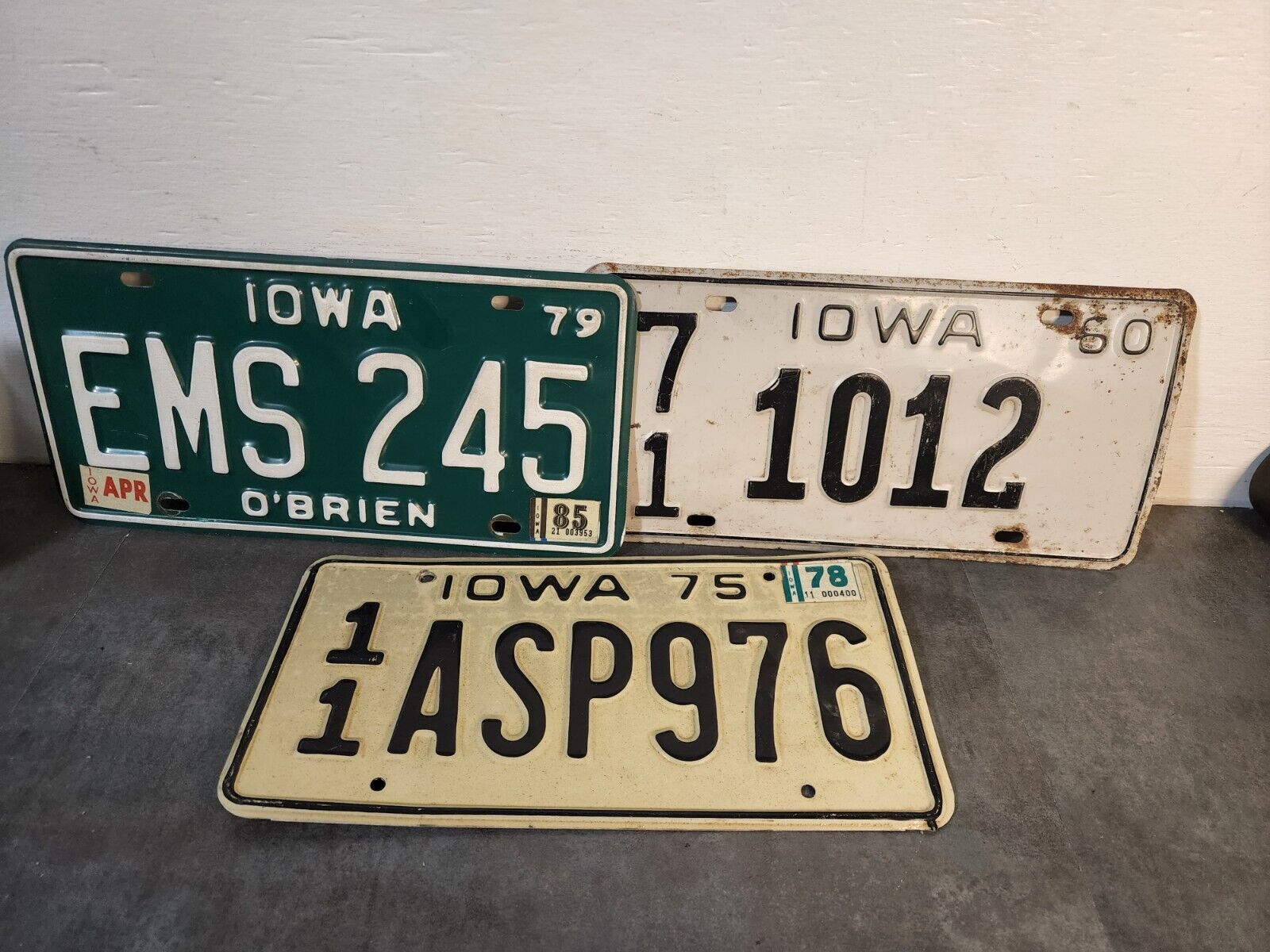 Iowa 1960, 1975, 1979 License Plate Lot