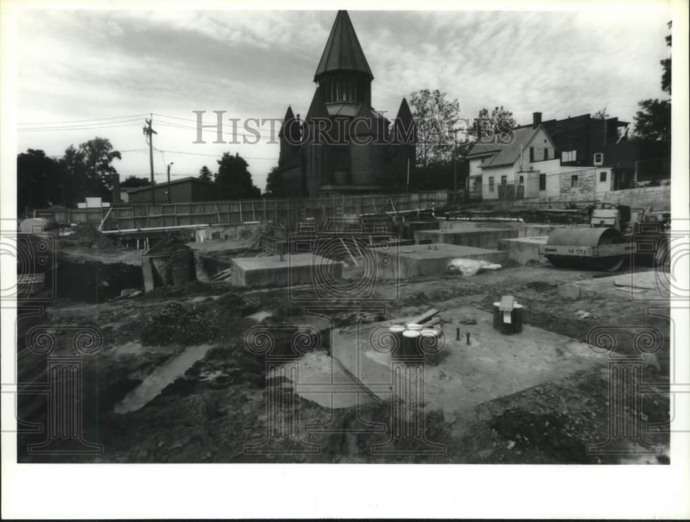 1994 Press Photo Construction site for senior citizen housing in Schenectady, NY