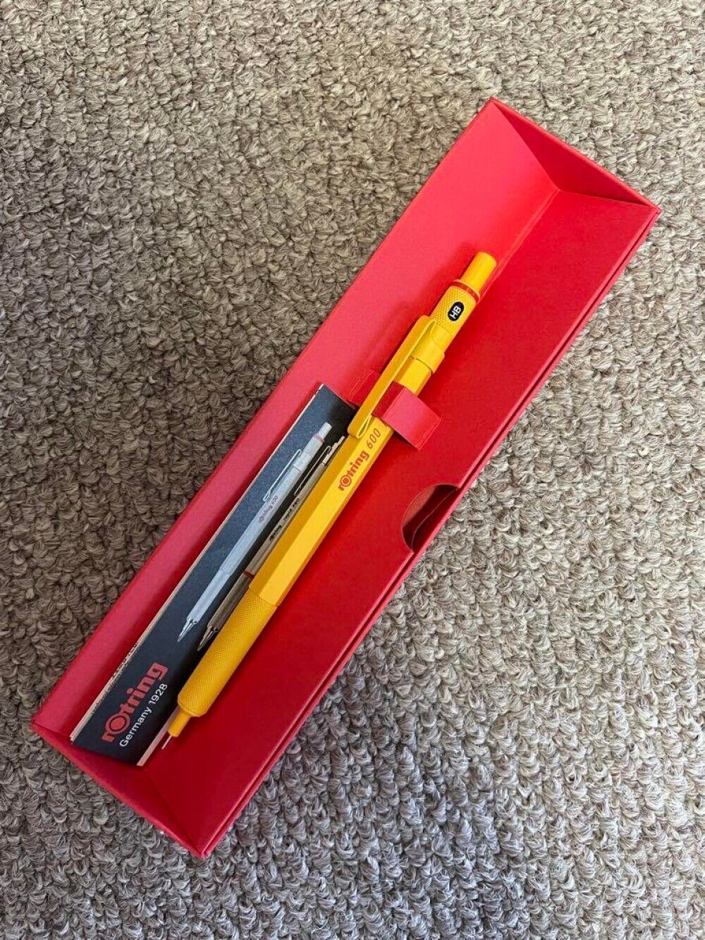 NEW Rotring 600 Loft Limited Matte Yellow Mechanical Pencil 0.5mm Box has dents