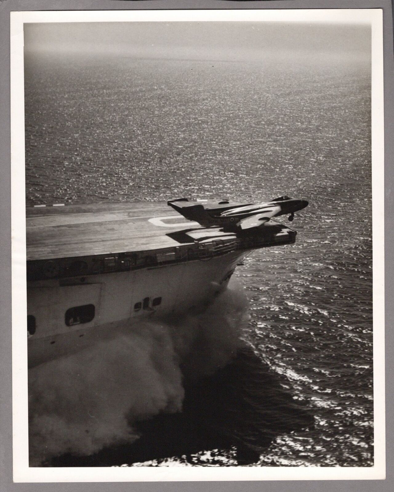 SEA VIXEN HMS ARK ROYAL LARGE ORIGINAL VINTAGE 1956 PRESS PHOTO DH110 ROYAL NAVY