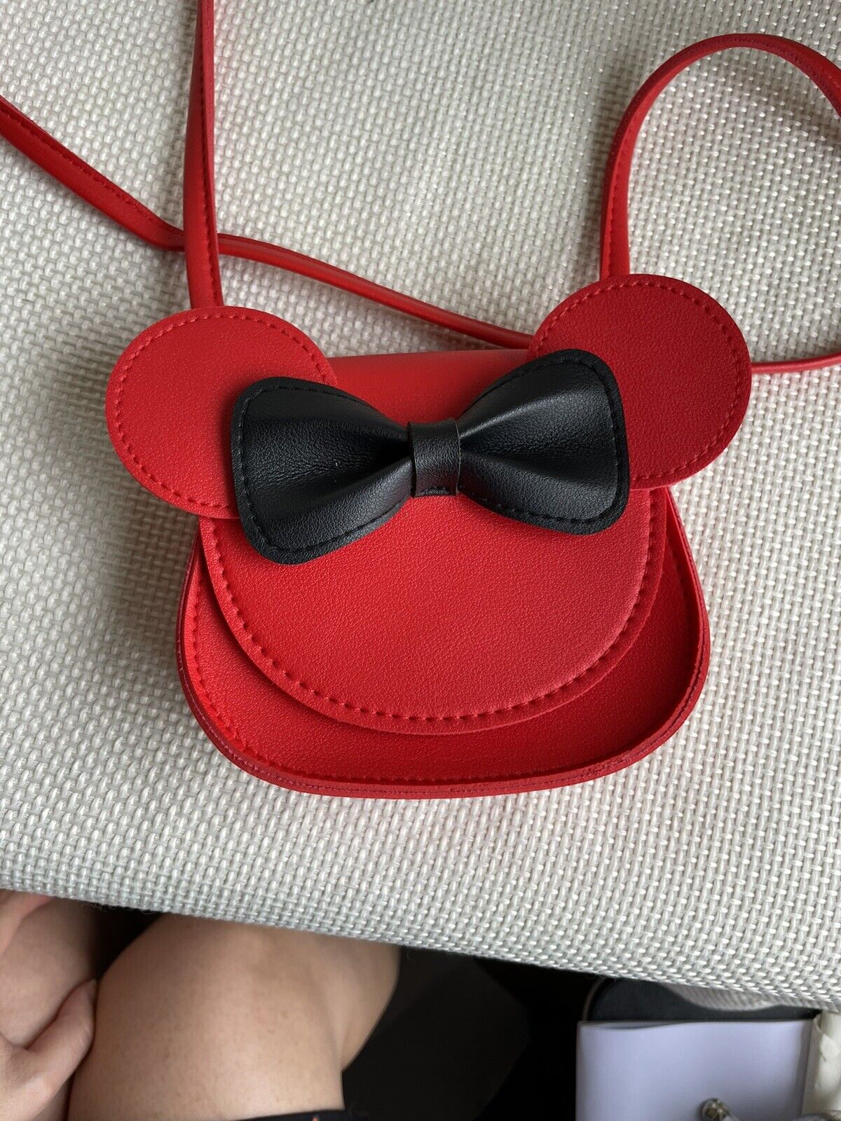 Minnie Mouse Red Leather Small Purse With Black Bow