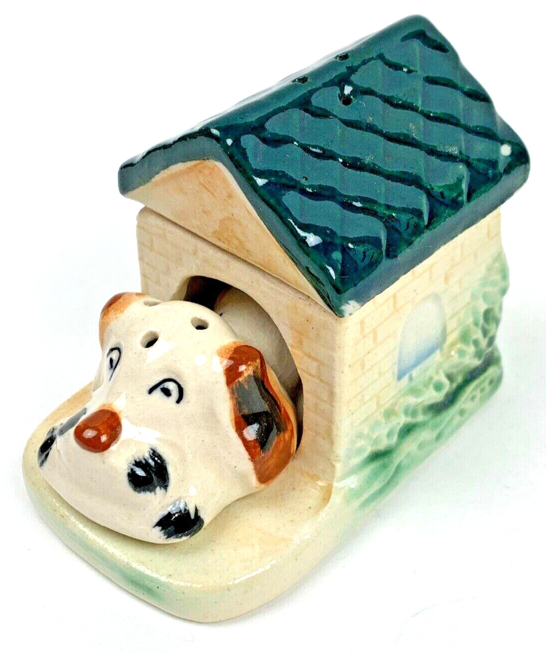 Vintage Dog And Doghouse Hound Puppy Hunting Salt and Pepper Shakers