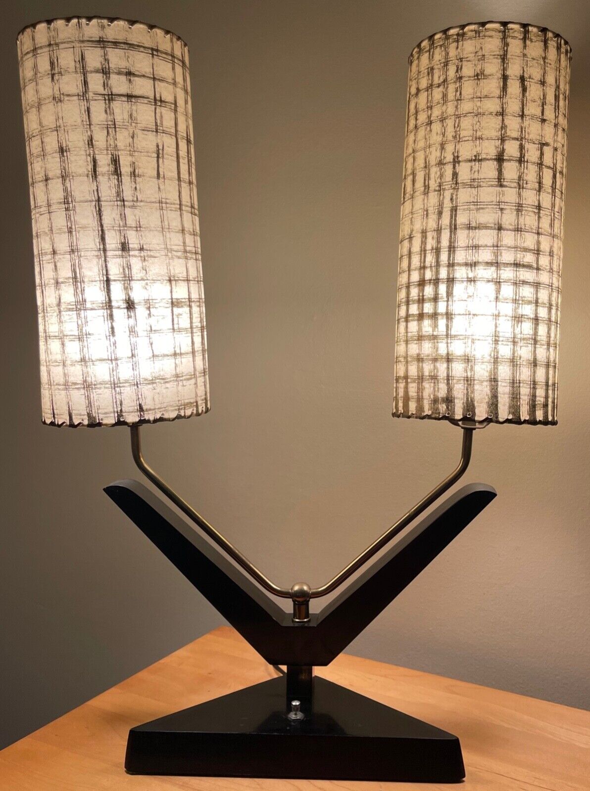 Vintage 1950s Majestic Lamp Dual Fiberglass Shades Mid Century Modern Atomic Era