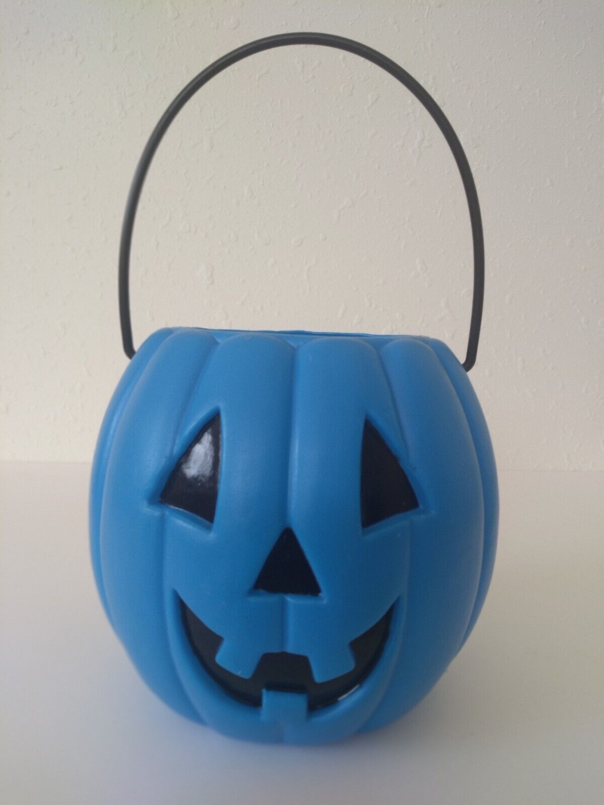 Vintage LISA FRANK Halloween Blue Pumpkin Jack O Lantern Blow Mold Pail 5.75\