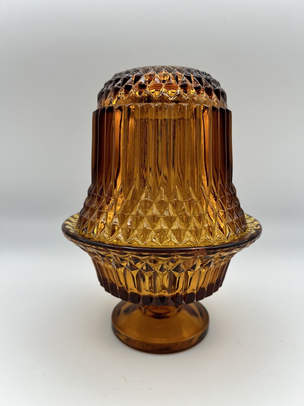 VTG  Indiana Amber Glass Fairy Lamp Diamond Point 6.5\