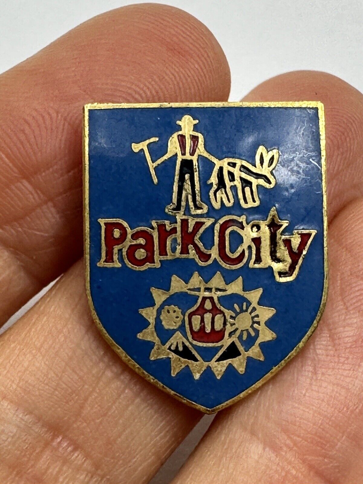 PARK CITY Skiing Ski Pin Badge UTAH UT Resort Souvenir Travel Lapel Miner Donkey