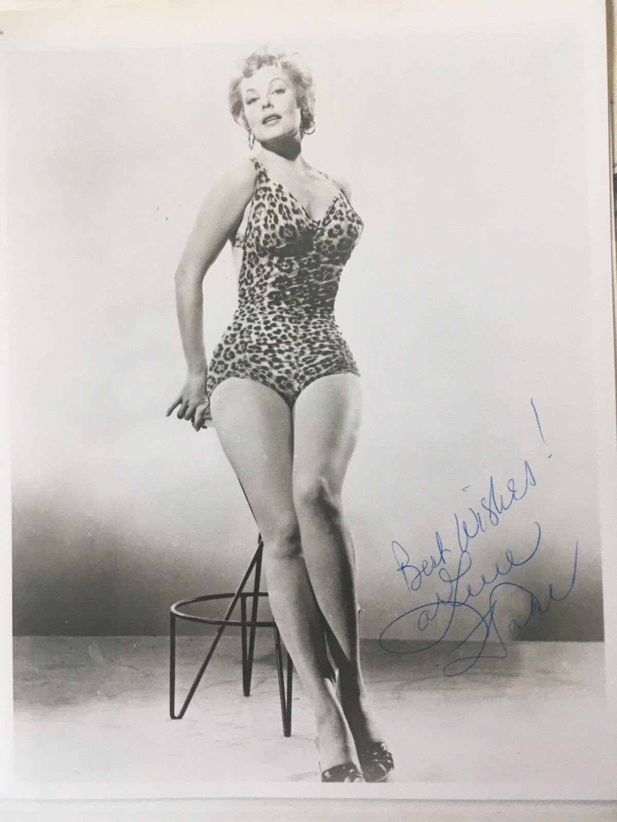 Arlene Dahl signed and inscribed pin-up photo