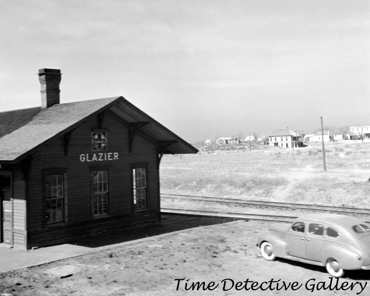 Railroad Station, Glazier, Texas - 1943 - Vintage Photo Print