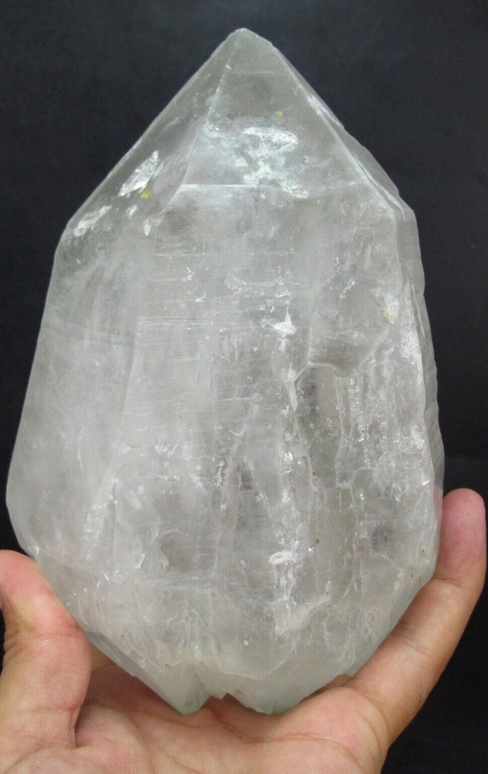 Natural Himalyan Milky Quartz Terminated  Healing Chakra Reiki Crystal 1.63 Kg