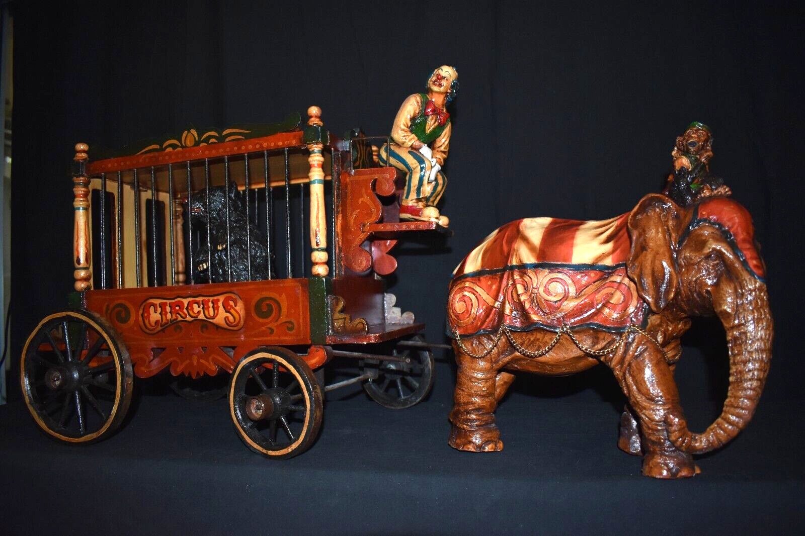 Vintage LARGE Barnum & Bailey Circus Wagon with Clown, Bear, Elephant & Monkey